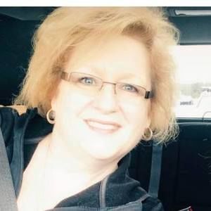 Meet your Posher, Genevieve